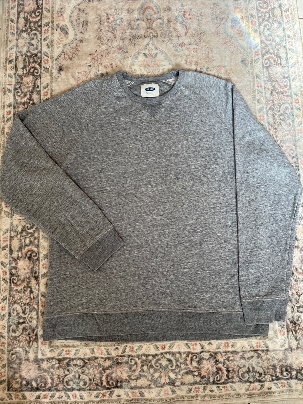 Old Navy Men's Heather Gray Crewneck Pullover Sweatshirt
